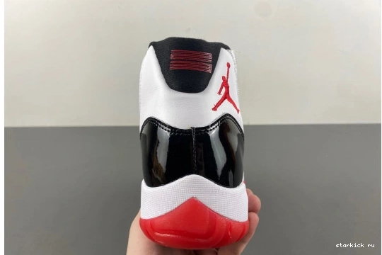 CT8012-106  11 High Jordan Retro Concord CT8012-106 Bred 0401